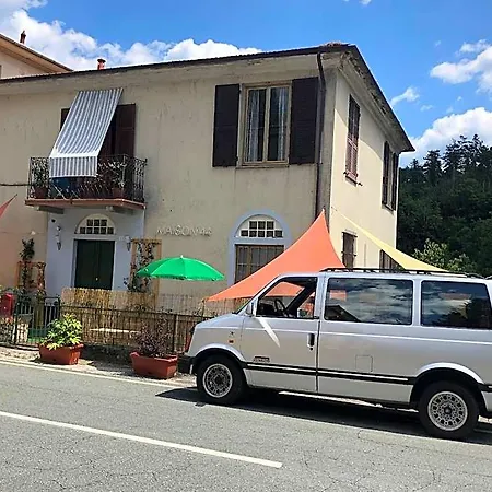 Maison 44 Master Szálloda Framura