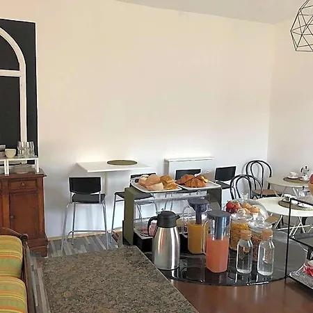 Maison 44 Master Szálloda